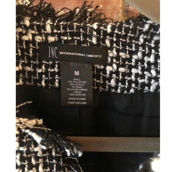 Tweed Blazer - Picture 3 of 6